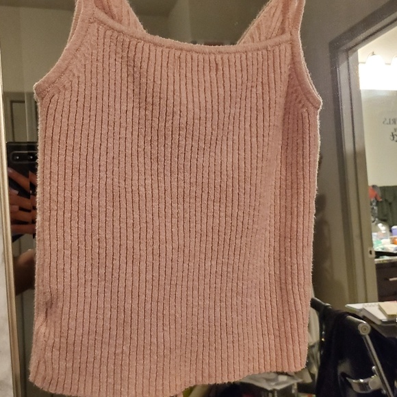 Dusty pink sweater material tank! - Picture 2 of 3